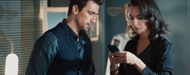 Birce Akalay et Ibrahim Çelikkol Netflix série les ailes de l'ambition